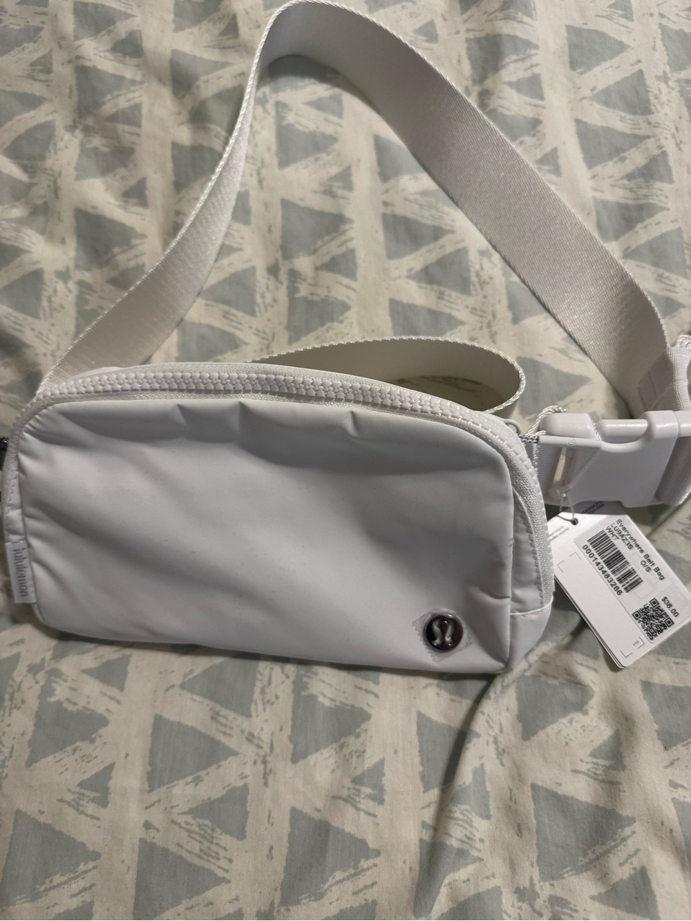 lululemon white belt bag with logo hardware